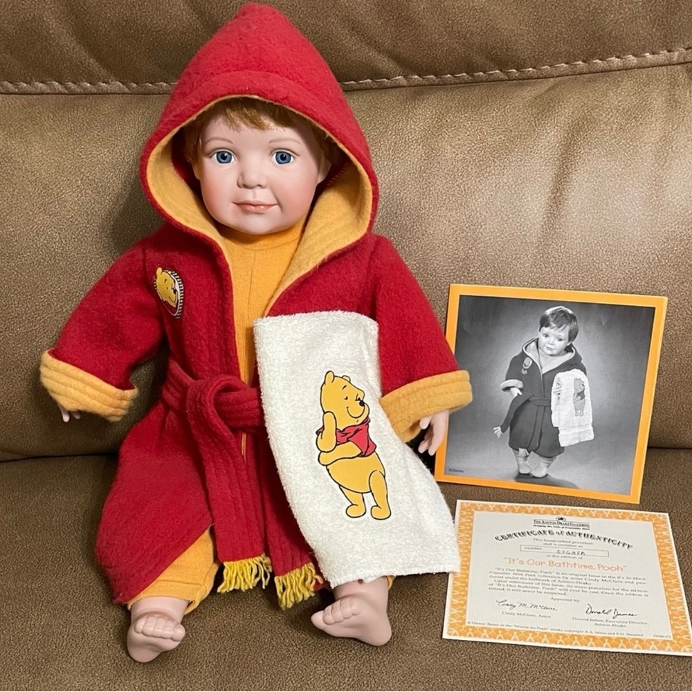 It’s Our Bathtime, Pooh. Vintage Ashton-Drake Doll.